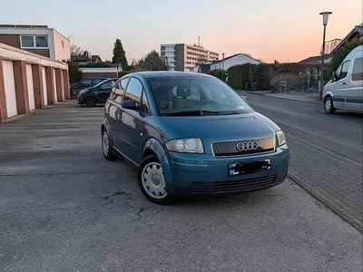 Blau Gebraucht 2002 Audi A2 Kleinwagen | 2.200 € (Guter Preis)