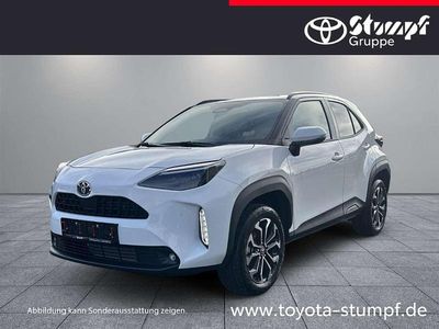 Neu Toyota Yaris Cross 131 PS (96 kW) 2026 Schneeweiß SUV