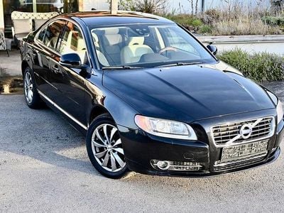 Schwarz Gebraucht 2012 Volvo S80 Limousine | 14.350 €