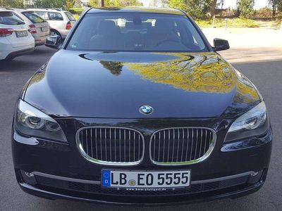 Second-hand BMW 730 245 CP (180 kW) 2010 Negru Berlinǎ