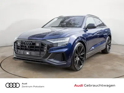 Gebraucht Audi Q8 Ambiente 286 PS (210 kW) 2022 Navarrablau metallic SUV