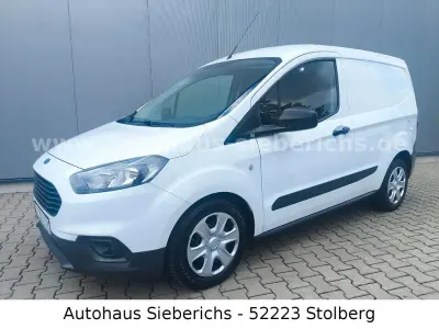 Gebraucht Ford Courier Trend 101 PS (74 kW) 2022 Weiß Van / Kleinbus