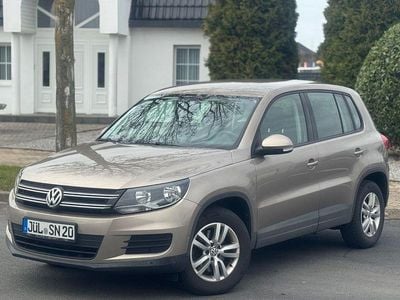 Gebraucht VW Tiguan Trendline 122 PS (89 kW) 2015 Beige SUV