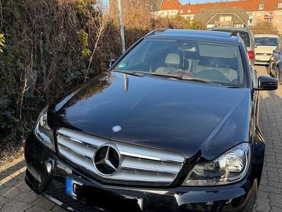 Gebraucht Mercedes C180 Avantgarde 156 PS (114 kW) 2012 Schwarz Kombi