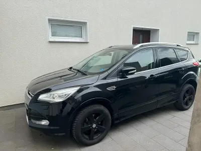 Używany Ford Kuga 181 KM (133 kW) 2016 Czarny SUV