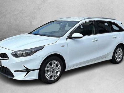 Neu Kia Ceed 101 PS (74 kW) 2025 Weiß Kleinwagen