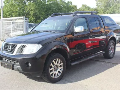 Gebraucht Nissan Navara 231 PS (169 kW) 2014 Schwarz Pickup