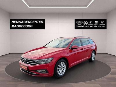 Gebraucht VW Passat Business 122 PS (89 kW) 2023 Rot Kombi