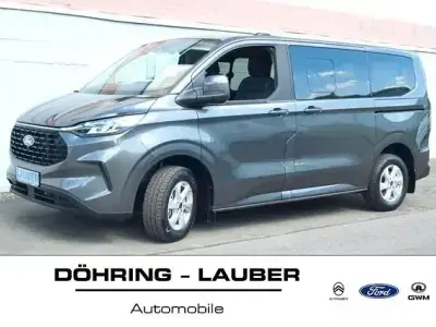 Neu Ford Tourneo Custom Trend 136 PS (100 kW) 2025 Grau Van
