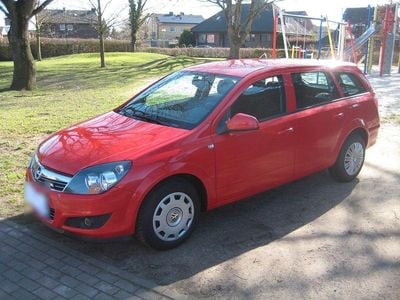 Usata Opel Astra 116 CV (85 kW) 2012 Rosso Station wagon