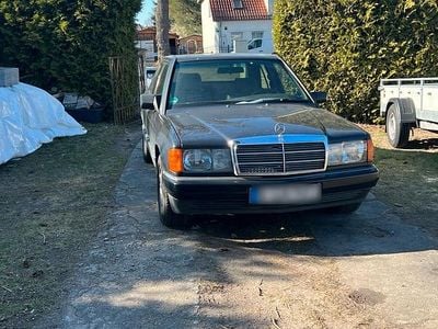 Usata Mercedes 190 Sportline 109 CV (80 kW) 1990 Nero Berlina
