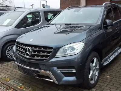 Gebraucht Mercedes ML350 258 PS (189 kW) 2014 Grau SUV