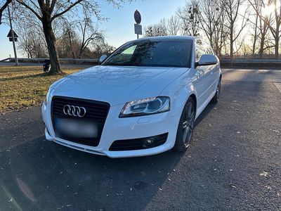 Weiß Gebraucht 2009 Audi A3 S-line plus Limousine | 8.900 €