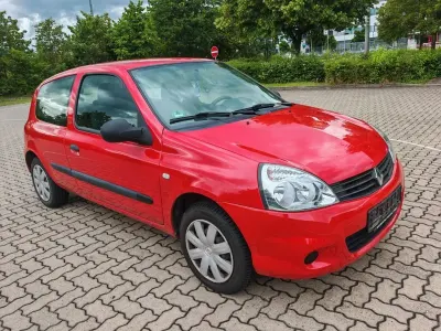 Gebraucht Renault Clio II Authentique 58 PS (42 kW) 2011 Rot Limousine