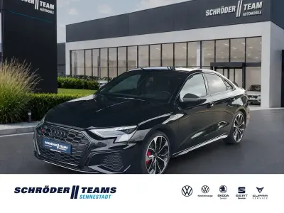 Gebraucht Audi S3 Ambiente 310 PS (228 kW) 2022 Mythosschwarz metallic Limousine