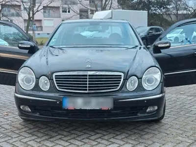 Używany Mercedes E320