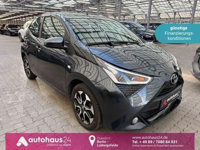 Grau Gebraucht 2021 Toyota Aygo Team Kleinwagen | 9.990 € (Fairer Preis)