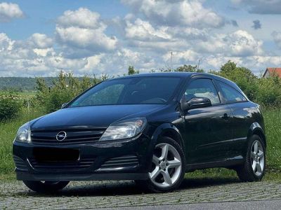 Opel Astra GTC