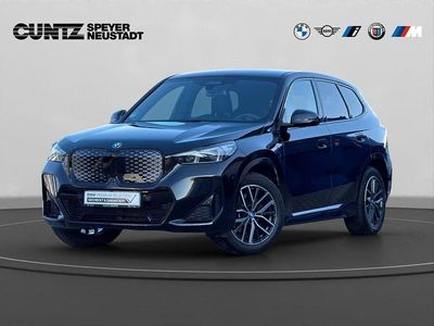 Gebraucht BMW iX1 M Sport 225 kW (306 PS) 2024 Saphirschwarz SUV