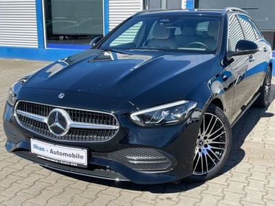 Gebraucht Mercedes C300 Avantgarde 265 PS (194 kW) 2022 Ung. schwarz  unilack Kombi