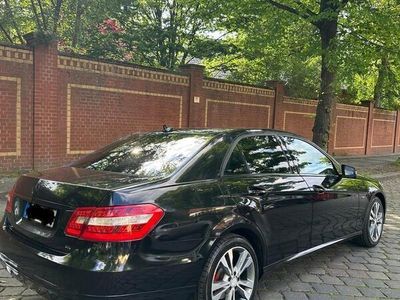 Mercedes E220