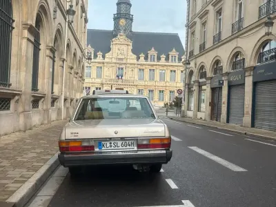 Occasion Peugeot 604 150 PK (110 kW) 1978 Goud Sedan