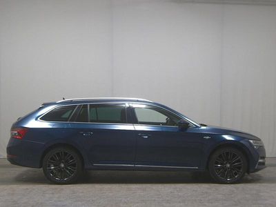 Usata Skoda Superb LAURIN & KLEMENT 150 CV (110 kW) 2022 Blu Station wagon