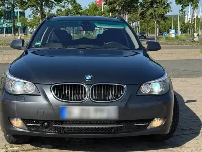 Gebraucht BMW 525 Comfort Edition 2010 Grau Kombi