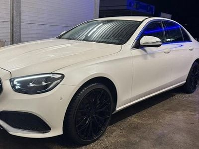 Mercedes E200