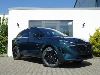 Neu Nissan Qashqai 158 PS (116 kW) 2026 Grün SUV
