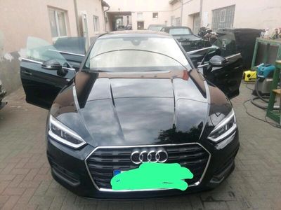 gebraucht Audi A5 2018 113000 km 2 Besitzer.