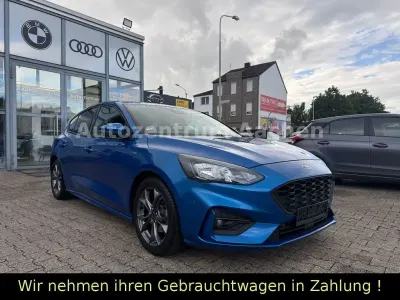 Gebraucht Ford Focus ST-Line 125 PS (91 kW) 2018 Blau Limousine