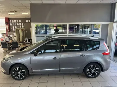 Gebraucht Renault Scénic III Bose Edition 131 PS (96 kW) 2014 Schwarz Van / Kleinbus