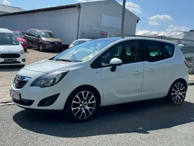 Gebraucht Opel Meriva Edition 140 PS (102 kW) 2011 Weiß Van / Kleinbus