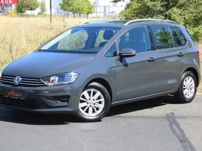 Gebraucht VW Golf Sportsvan Comfortline 116 PS (85 kW) 2017 Grau Van / Kleinbus