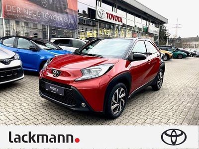 Gebraucht Toyota Aygo Design 72 PS (52 kW) 2024 Rot Kleinwagen