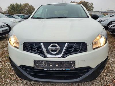 Gebraucht Nissan Qashqai Visia 141 PS (103 kW) 2011 Weiß SUV