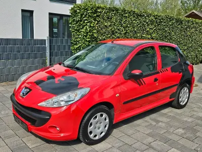 Occasion Peugeot 206+ 60 PK (44 kW) 2011 Rood Hatchback