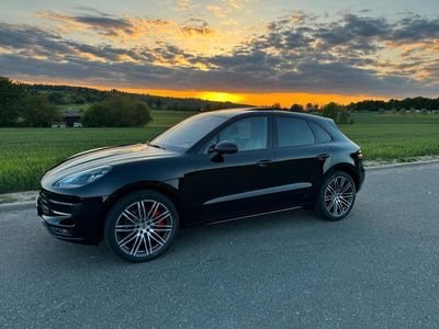 Porsche Macan Turbo