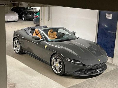 Neu Ferrari Roma 620 PS (456 kW) 2025 Grau Cabrio