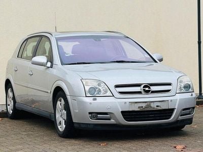 Gebraucht Opel Signum Elegance 155 PS (114 kW) 2004 Silber Kleinwagen