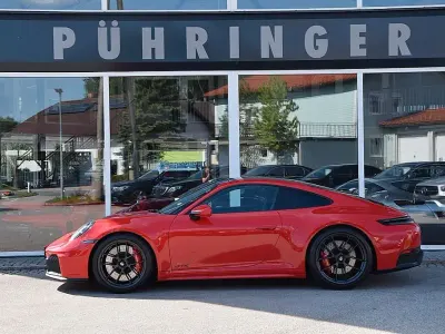 Gebraucht Porsche 911 Carrera GTS 485 PS (356 kW) 2025 Rot Limousine