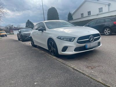 Gebraucht Mercedes A200 163 PS (119 kW) 2018 Weiß Kleinwagen