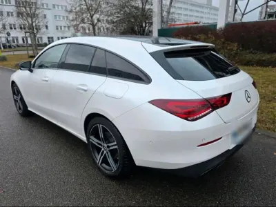 Gebraucht Mercedes CLA180 136 PS (100 kW) 2019 Weiß Limousine