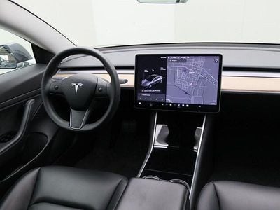 Grau Gebraucht 2020 Tesla Model 3 Standard Range Limousine | 18.700 € (Guter Preis)