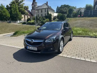 Gebraucht Opel Insignia Sport 170 PS (125 kW) 2015 Braun Kombi