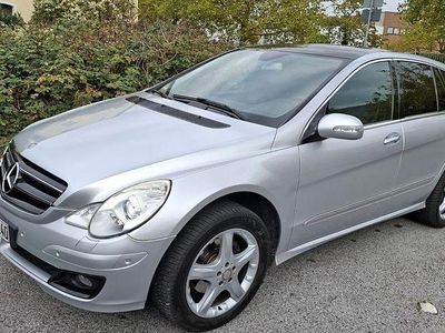 Mercedes R320