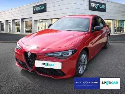 Gebraucht Alfa Romeo Giulia Sprint 280 PS (205 kW) 2023 Rot Limousine