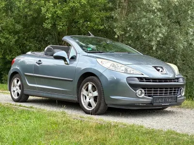 Gebraucht Peugeot 207 CC Sport 150 PS (110 kW) 2007 Grau Cabrio