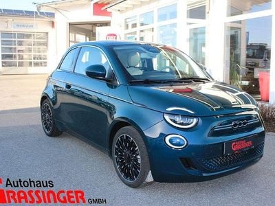 Gebraucht Fiat 500e La Prima 86 kW (118 PS) 2022 Blau